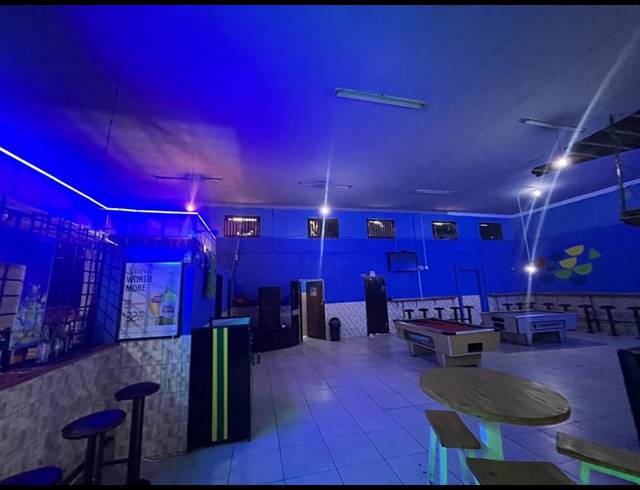 19 BEDROOM HOUSE FOR SALE IN GERMISTON CENTRAL